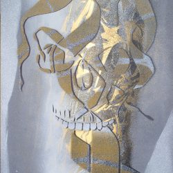 Golden skull - Spray et pochoirs sur papier - poasson artiste peintre