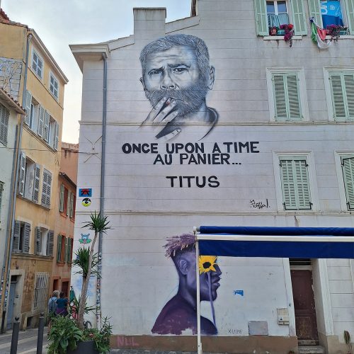 Titus, portrait d'un enfant du Panier, place des Pistoles, à Marseille en octobre 2024, réalisée en corde - 13 Habitat